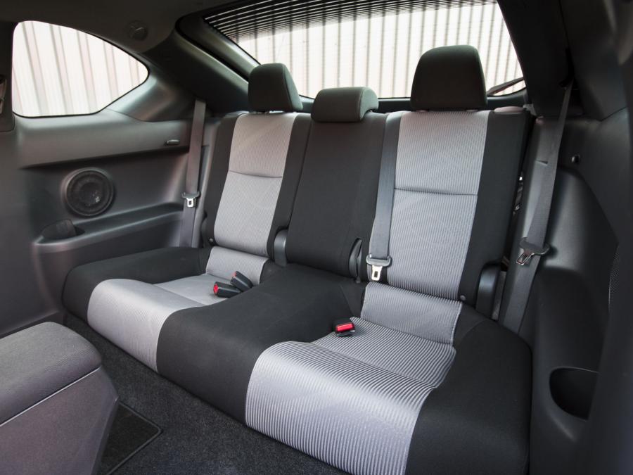  Scion tC 2013 года  (фото 2 из 33)